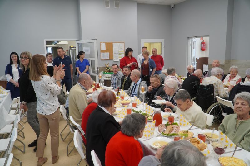 Świąteczne spotkanie w „Centrum Seniora” – Wielkanoc w domowej atmosferze