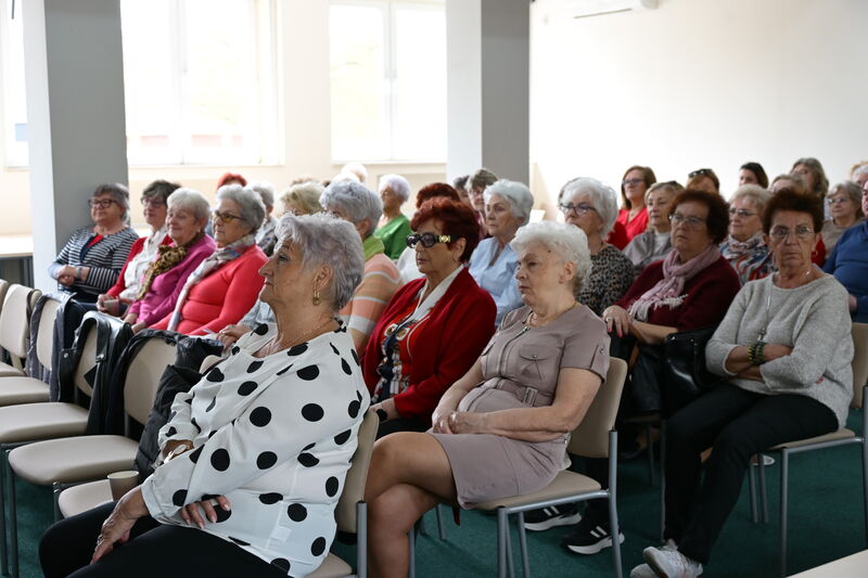EKO Senior: Mądrość Wieku -  Siła Natury – Kampania Edukacji Ekologicznej dla Seniorów