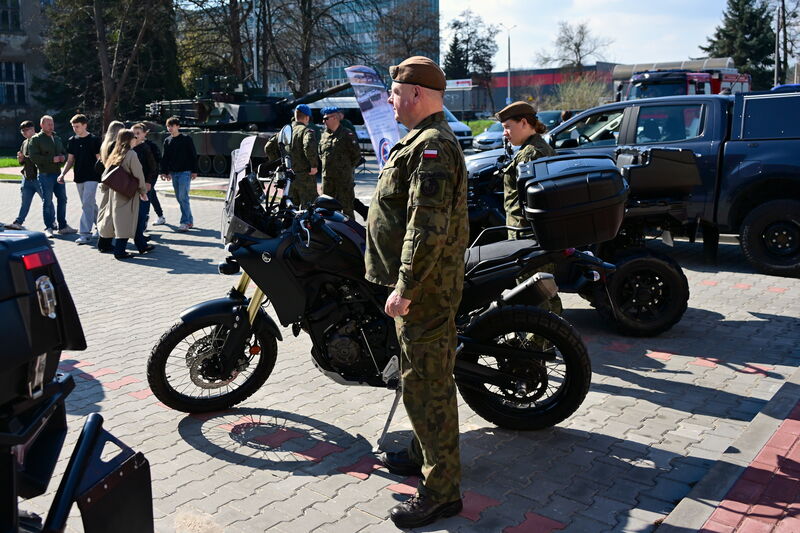 Wojskowe Targi Służby i Pracy w Skarżysku-Kamiennej