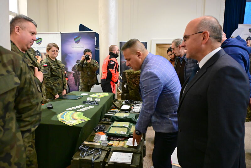 Wojskowe Targi Służby i Pracy w Skarżysku-Kamiennej