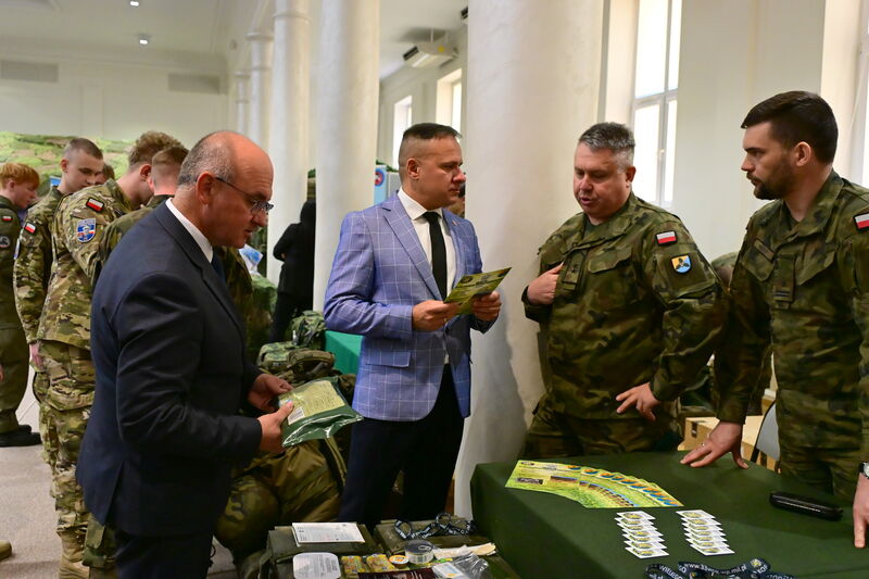 Wojskowe Targi Służby i Pracy w Skarżysku-Kamiennej