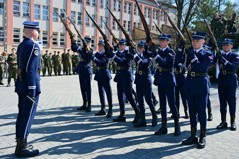 Wojskowe Targi Służby i Pracy w Skarżysku-Kamiennej
