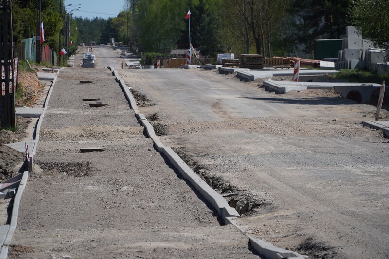 Znaczący postęp prace na drodze Majków–Michałów