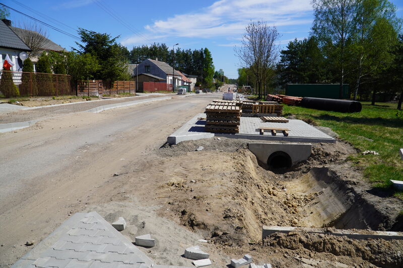 Znaczący postęp prace na drodze Majków–Michałów