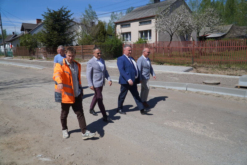 Znaczący postęp prace na drodze Majków–Michałów