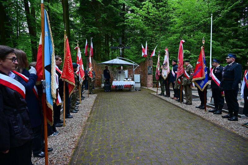 83. Rocznica Powstania Wojennego Cmentarza Partyzanckiego Żołnierzy AK