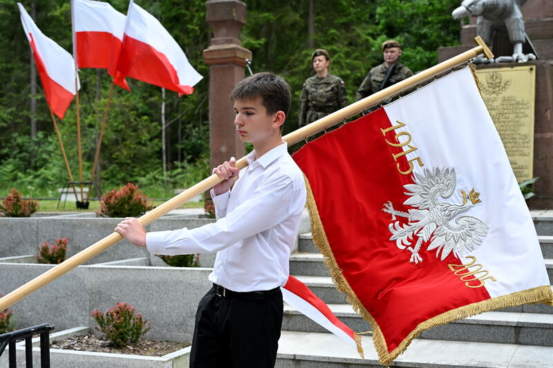 MIL_8547-001.jpg