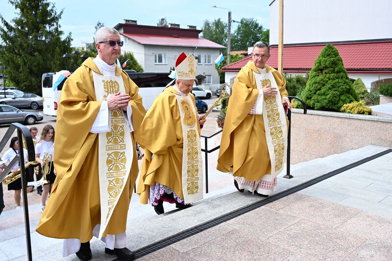 Potrojny Jubileusz Ksiedza Pralata Jerzego Karbownika