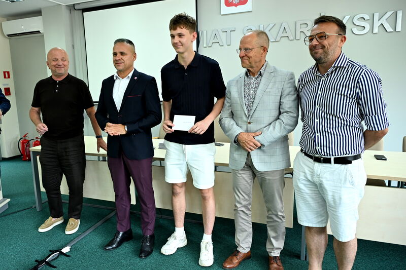 stypendia dla mlodych sportowcow