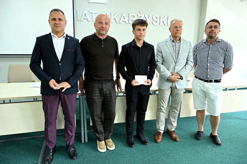 stypendia dla mlodych sportowcow