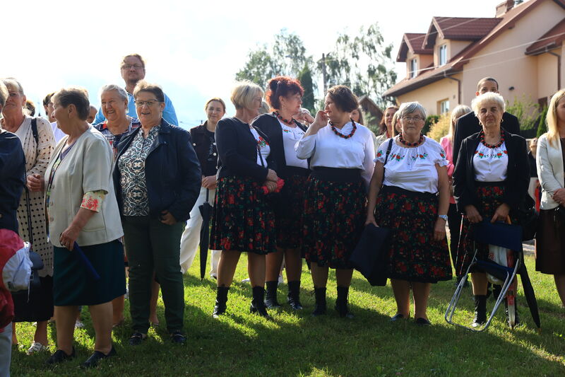 uroczystości upamiętniające 83. Rocznicę rozstrzelania 16 mieszkańców Klonowa