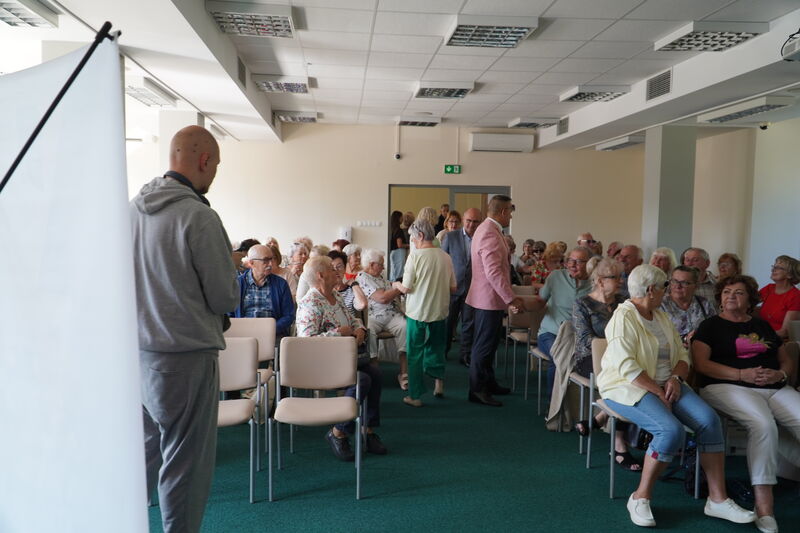 Seniorzy ze Skarżyska-Kamiennej zakończyli cykl warsztatów o długowieczności