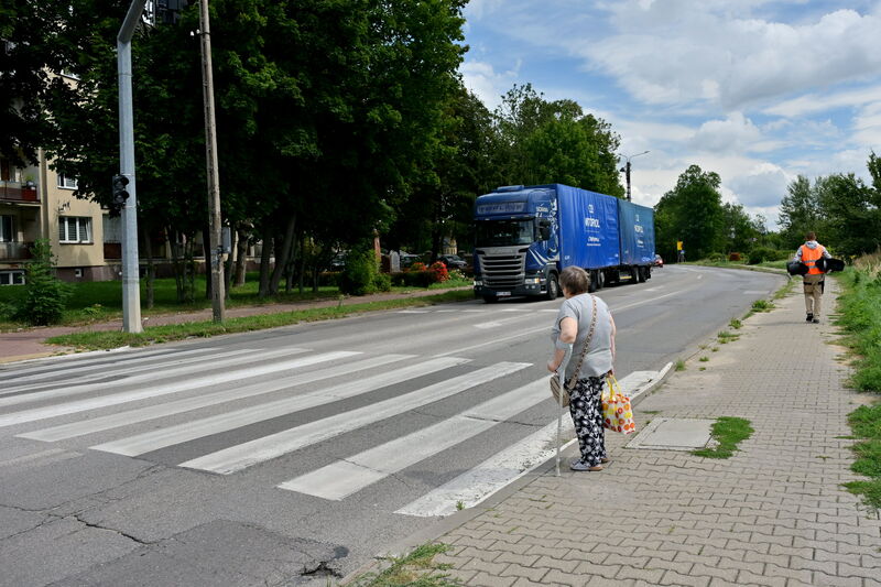 Trwa modernizacja przestarzałej sygnalizacji świetlnej na skrzyżowaniu ulic Niepodległości i Słowackiego w Skarżysku-Kamiennej