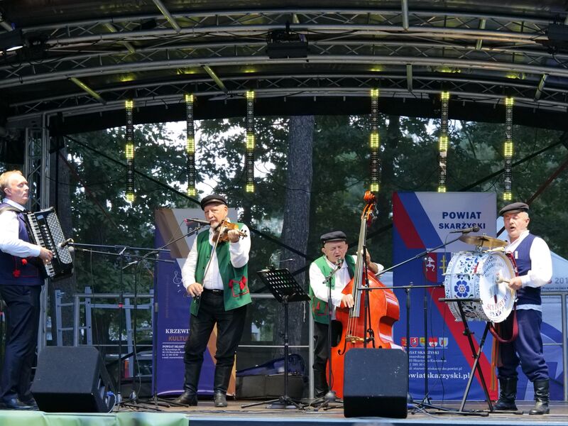 II urodziny Dzika Stefana w Suchedniowie