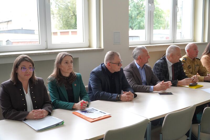 Goście XXIX sesji Rady Powiatu Skarżyskiego