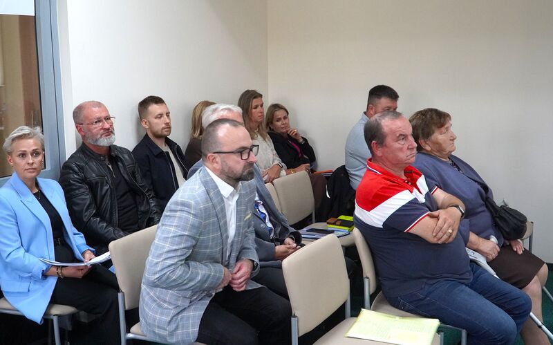 uczestnicy XXIX sesji Rady Powiatu Skarżyskiego
