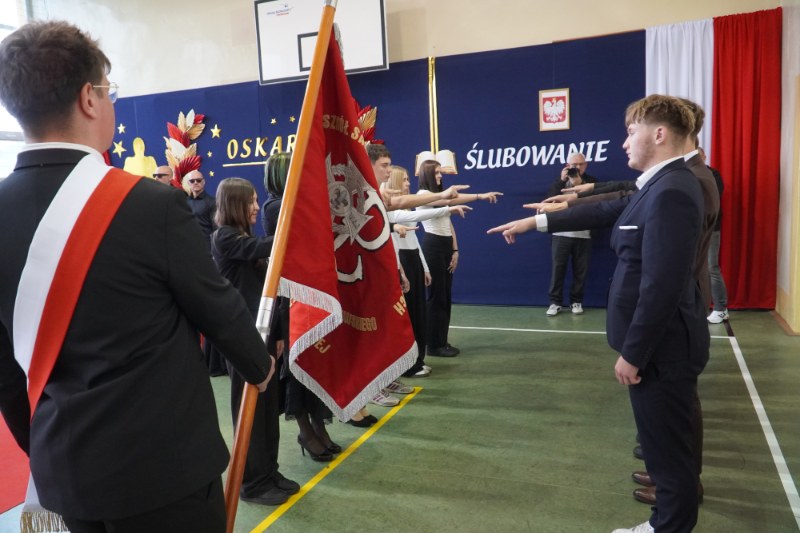 Ślubowanie klas pierwszych