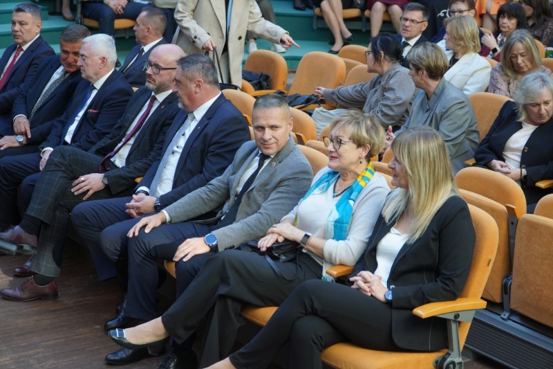 Dzień Edukacji Narodowej w Skarżysku -widownia