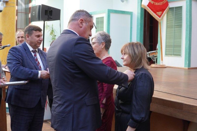 Dzień Edukacji Narodowej w Skarżysku - odznaczenia