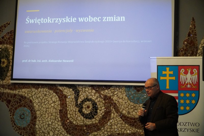 konsultacje społeczne strategii rozwoju województwa świętokrzyskiego